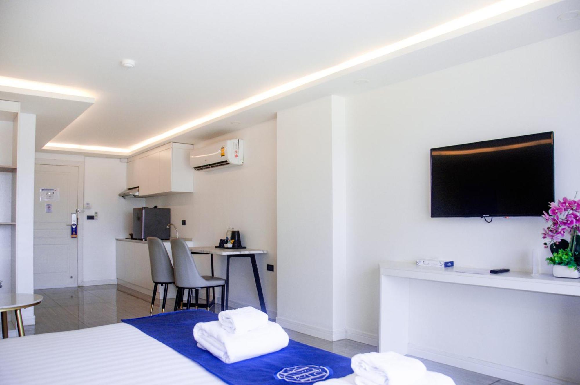 Ht9 Hotel Jomtien Beach Exterior foto
